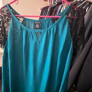 Torrid light weight top